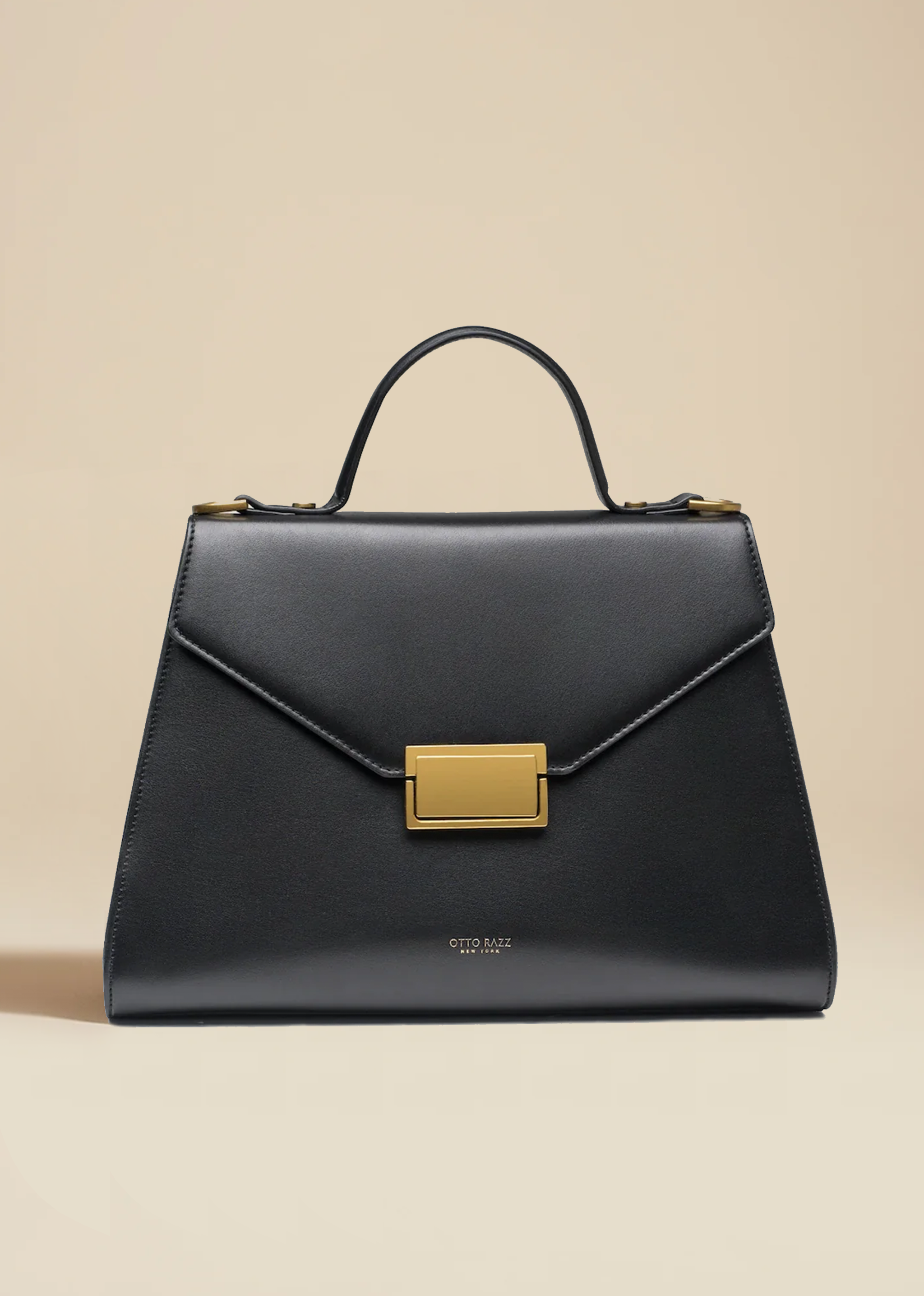 Bowery Bag In Smooth Black Apple Leather