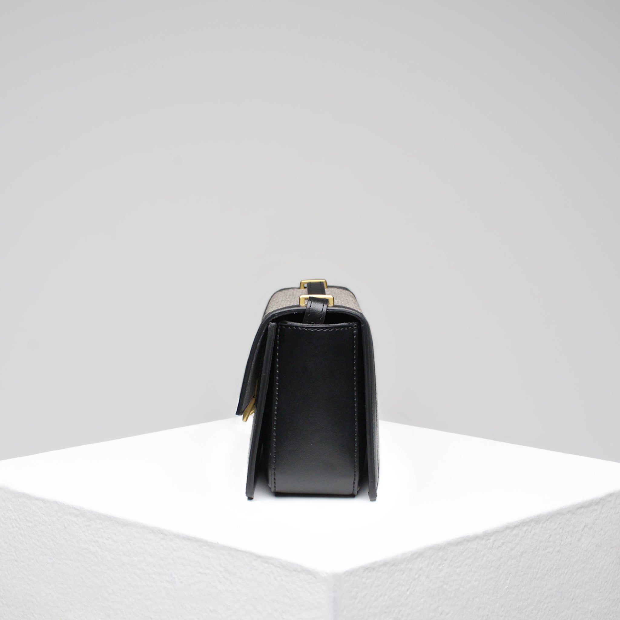 LEXINGTON BAG IN SMOOTH BLACK APPLE LEATHER AND CANVAS