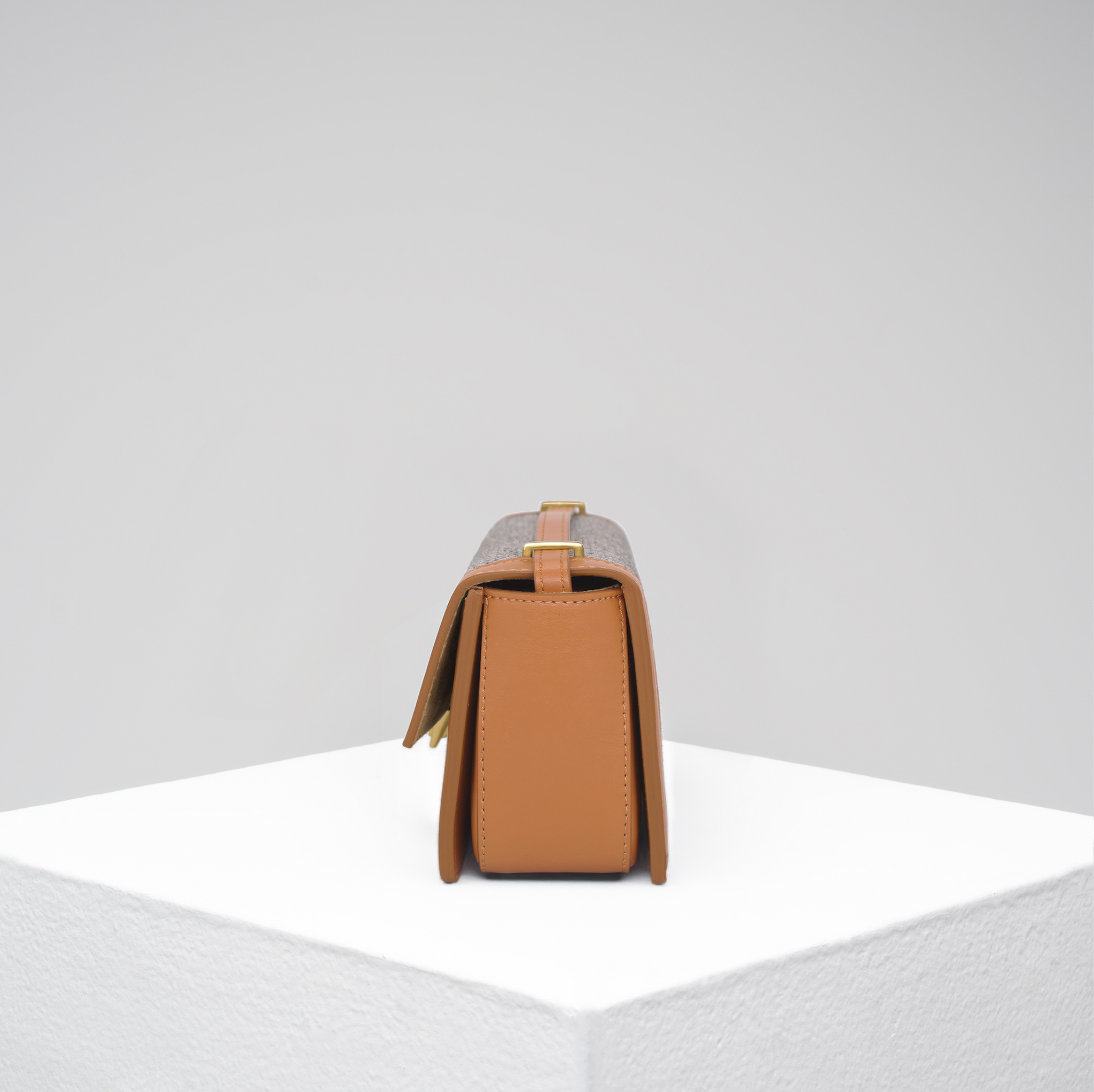 LEXINGTON BAG IN SMOOTH TAN APPLE LEATHER AND CANVAS